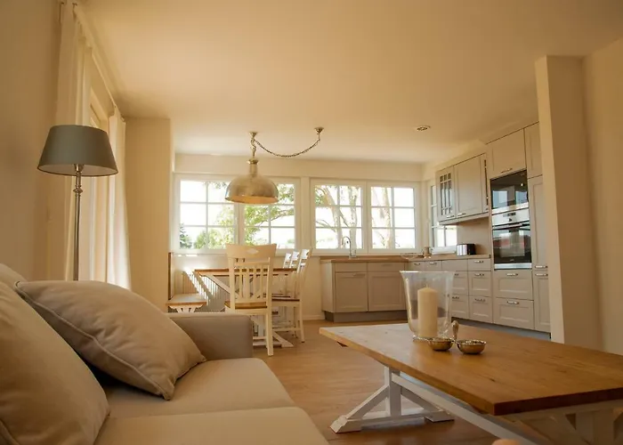 Gruene Hufe Holiday home Born